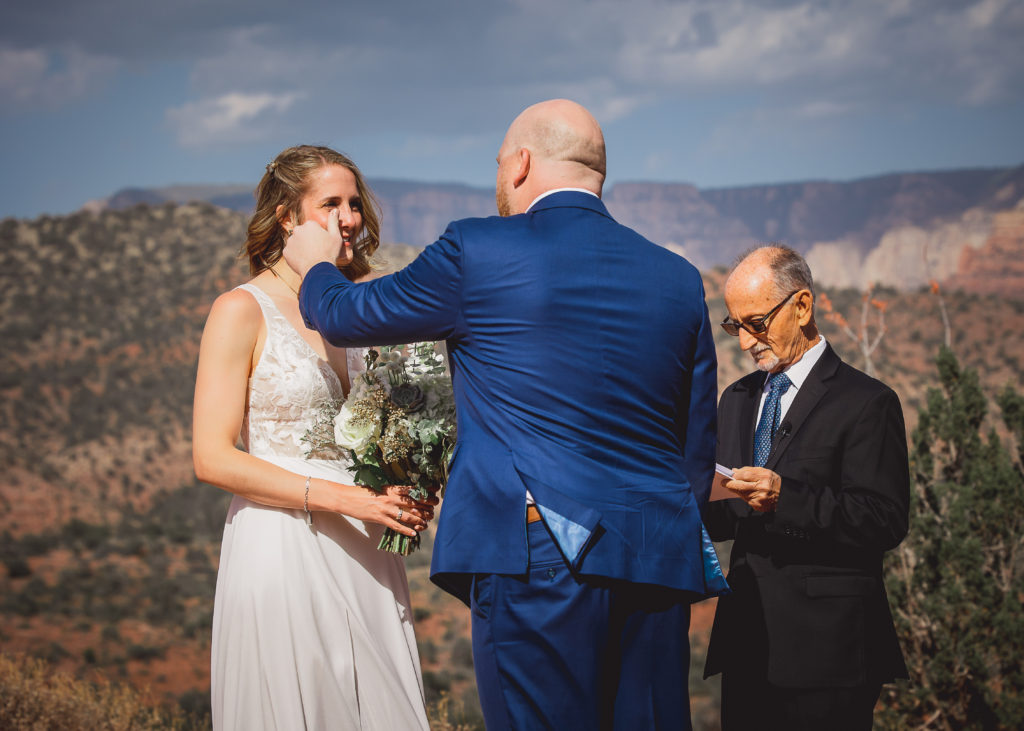 Real Weddings by AZ Wedding Photographers - Aimee & Justin's Real Wedding at Lovers Knoll and Merry GO Round Sedona, Arizona - The Ceremony